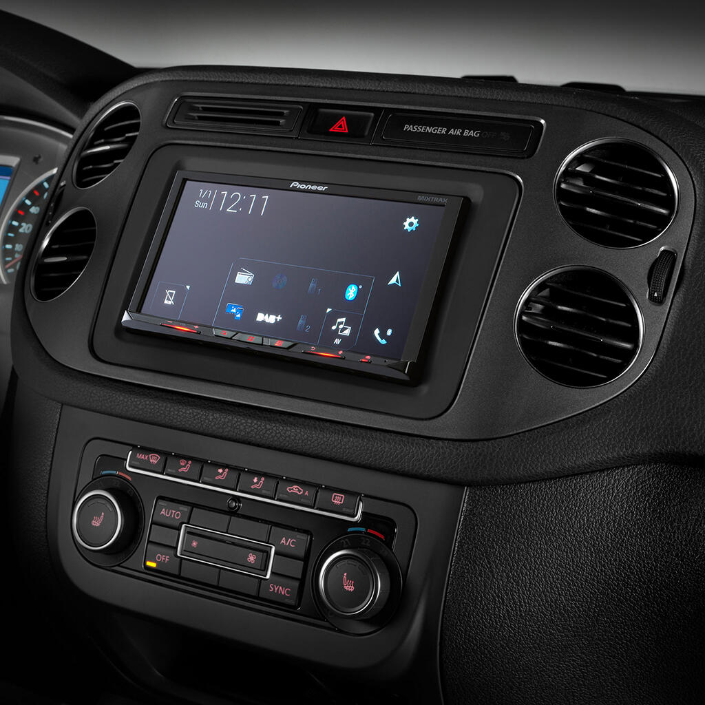Pioneer AVICZ830DAB 2-DIN NAVI DVD DAB BT USB/IPHONE 7"